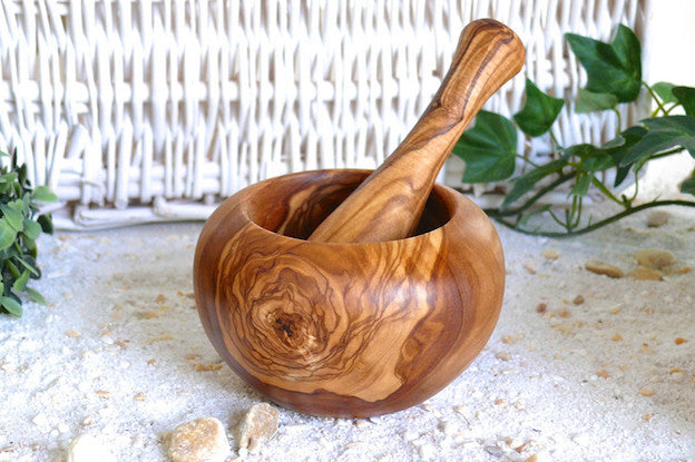 Mörser rund geschliffen inkl. Stößel aus Olivenholz Ø 12 cm - Elysera