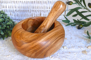 Mörser rund geschliffen inkl. Stößel aus Olivenholz Ø 12 cm - Elysera