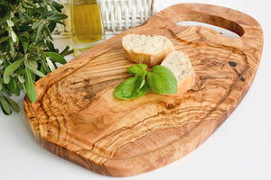 Steakbrett mit Lasche & Saftrille aus Olivenholz - Elysera