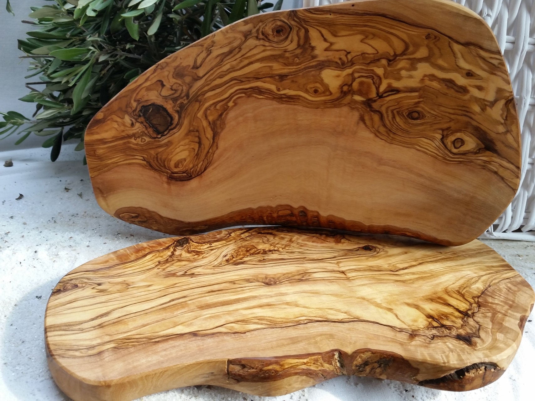 Vesperbrett aus Olivenholz (30–35 cm) - Elysera