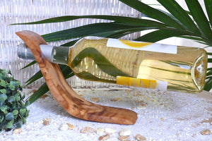 Weinflaschenhalter WELLE aus Olivenholz - Elysera