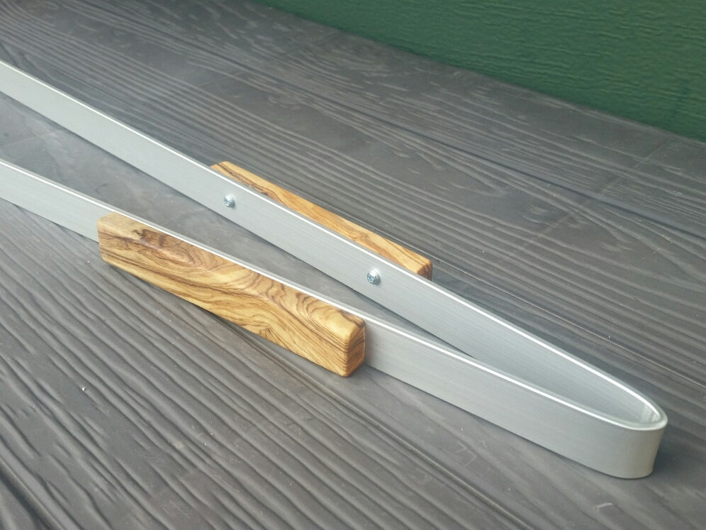 Grillzange Big Daddy 50 cm aus Olivenholz