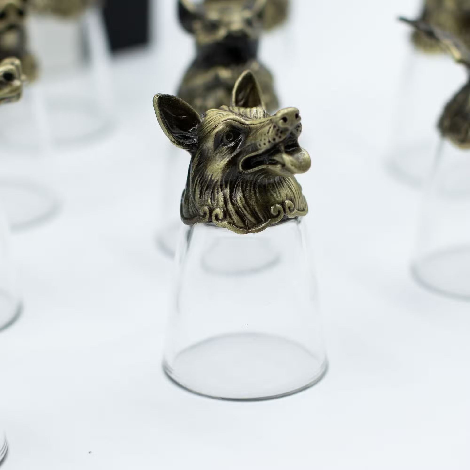 Schnapsglas-Set chinesische Tierkreiszeichen Geschenkbox