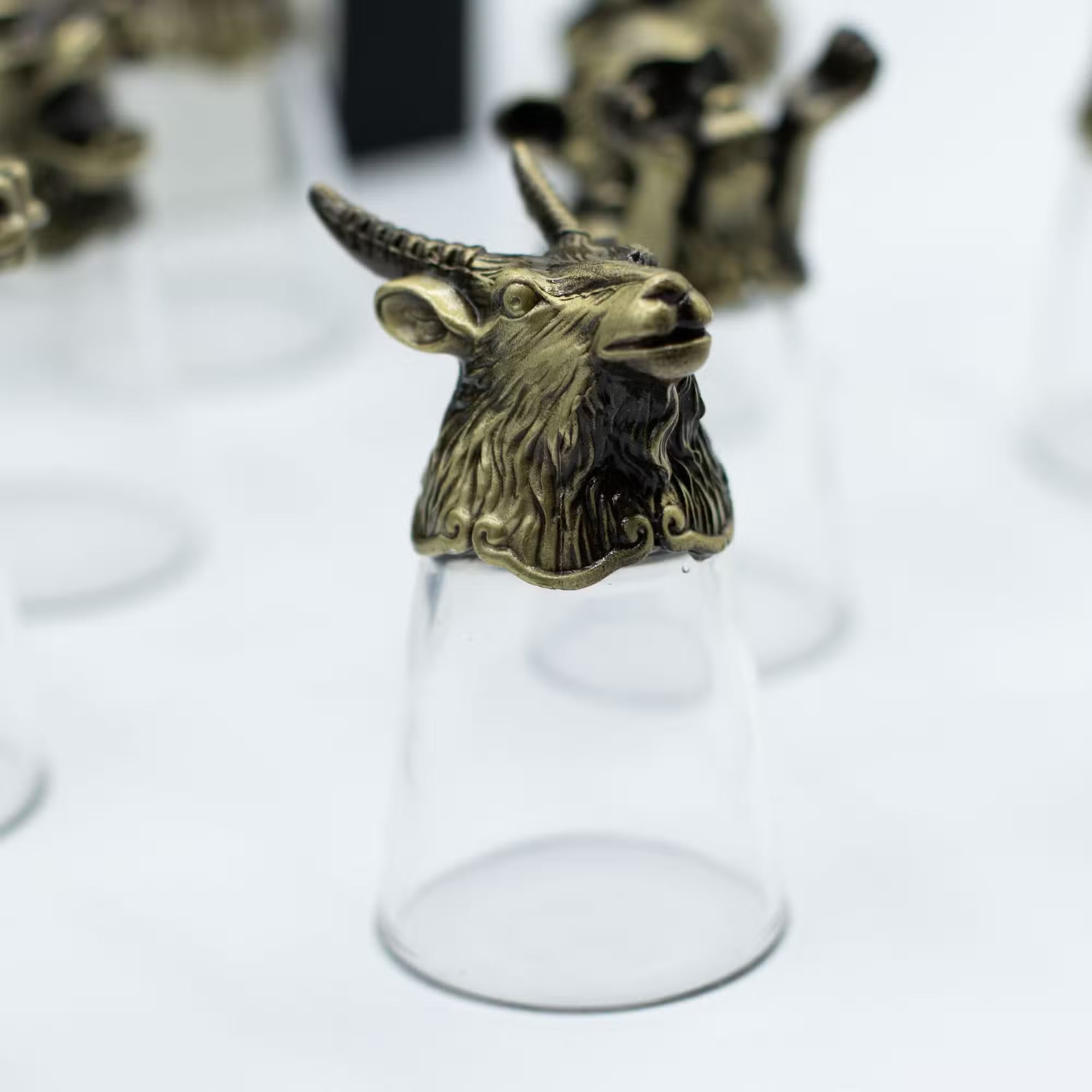 Schnapsglas-Set chinesische Tierkreiszeichen Geschenkbox